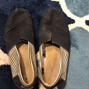 Toms size 7